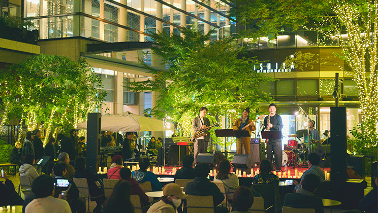 日本橋の街角で足を止めてジャズに浸る。初開催のNIHONBASHI PUBLIC JAZZをレポート